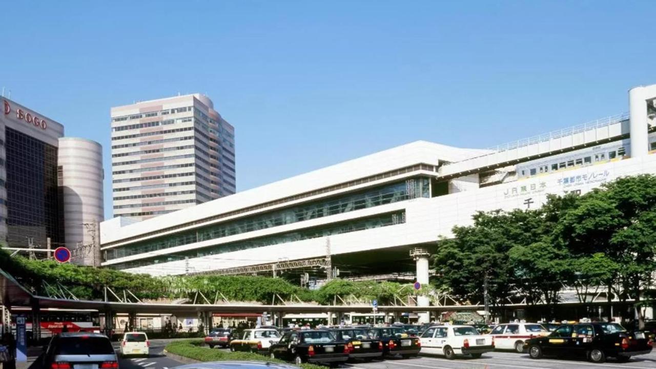 Toyoko Inn Chiba Ekimae Exterior photo